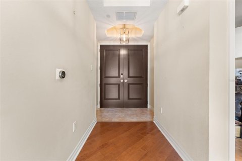 Copropriété à vendre à Tampa, Floride: 2 chambres, 145.95 m2 № 2284083 - photo 12