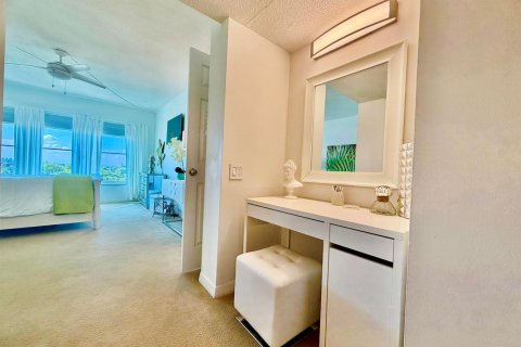 Condo in Pompano Beach, Florida, 1 bedroom  № 2190218 - photo 8