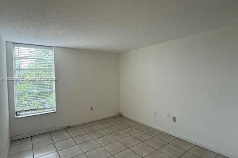 Condominio en alquiler en Miami, Florida, 2 dormitorios, 89.93 m2 № 1814091 - foto 6