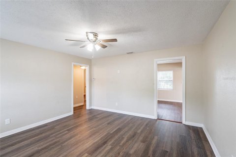 House in Orlando, Florida 3 bedrooms, 102.94 sq.m. № 1650310 - photo 4