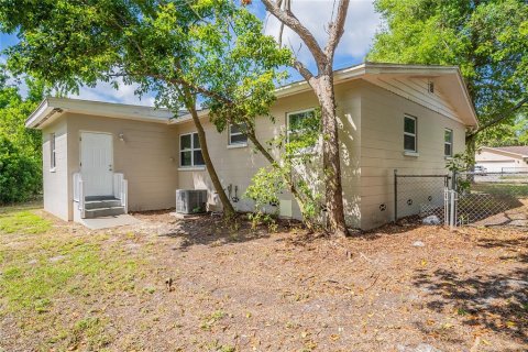 House in Orlando, Florida 3 bedrooms, 102.94 sq.m. № 1650310 - photo 22