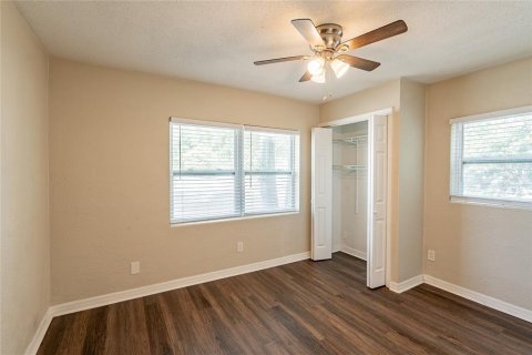 House in Orlando, Florida 3 bedrooms, 102.94 sq.m. № 1650310 - photo 12