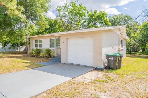 House in Orlando, Florida 3 bedrooms, 102.94 sq.m. № 1650310 - photo 3