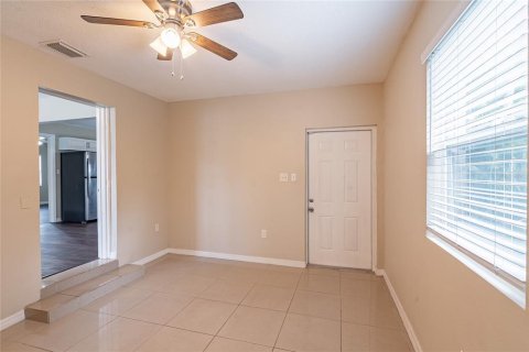 House in Orlando, Florida 3 bedrooms, 102.94 sq.m. № 1650310 - photo 11