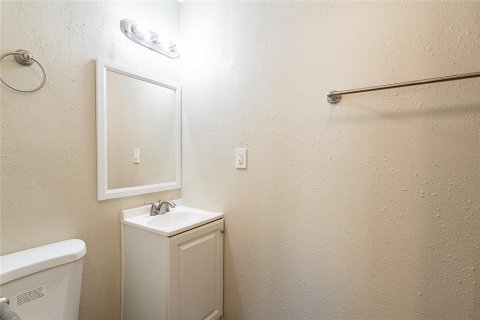 House in Orlando, Florida 3 bedrooms, 102.94 sq.m. № 1650310 - photo 15