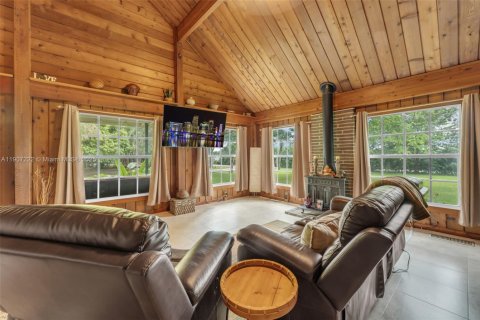 Купить виллу или дом в Майами, Флорида 4 спальни, 117.43м2, № 1968641 - фото 11