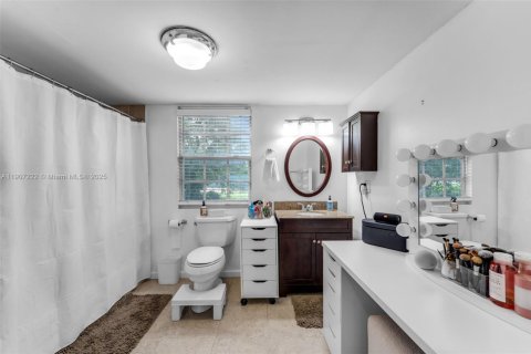 Купить виллу или дом в Майами, Флорида 4 спальни, 117.43м2, № 1968641 - фото 25