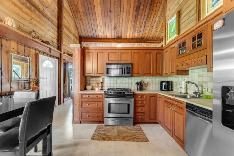 Купить виллу или дом в Майами, Флорида 4 спальни, 117.43м2, № 1968641 - фото 14