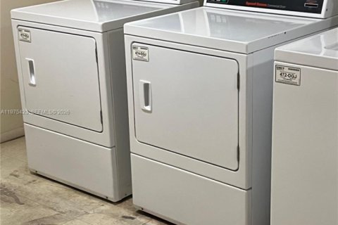 Снять в аренду кондоминиум в Майами, Флорида 2 спальни, 105.91м2, № 2038446 - фото 22