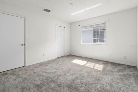 Adosado en venta en Tampa, Florida, 3 dormitorios, 126.72 m2 № 1842167 - foto 22