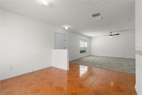 Adosado en venta en Tampa, Florida, 3 dormitorios, 126.72 m2 № 1842167 - foto 9
