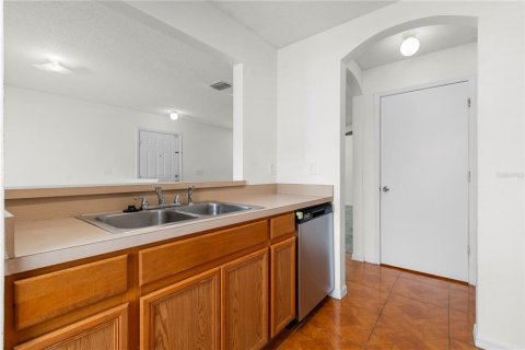 Adosado en venta en Tampa, Florida, 3 dormitorios, 126.72 m2 № 1842167 - foto 13