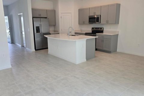 Touwnhouse à louer à Kissimmee, Floride: 3 chambres, 172.24 m2 № 2104028 - photo 3