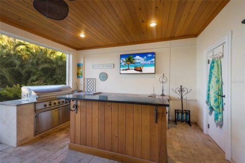 House in Holmes Beach, Florida 4 bedrooms, 304.53 sq.m. № 2229957 - photo 27