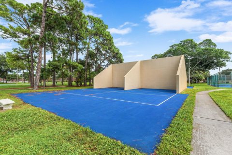 Townhouse in Palm Beach Gardens, Florida 3 bedrooms, 148.27 sq.m. № 2434284 - photo 23