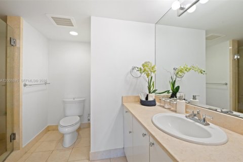 Condominio en venta en Aventura, Florida, 2 dormitorios, 116.78 m2 № 2065861 - foto 20