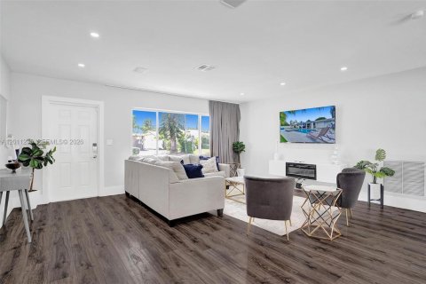Villa ou maison à vendre à Deerfield Beach, Floride: 3 chambres, 138.42 m2 № 2076677 - photo 23