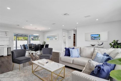 Villa ou maison à vendre à Deerfield Beach, Floride: 3 chambres, 138.42 m2 № 2076677 - photo 21