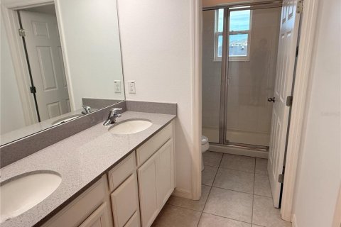 Townhouse in Apollo Beach, Florida 3 bedrooms, 149.02 sq.m. № 1841819 - photo 15