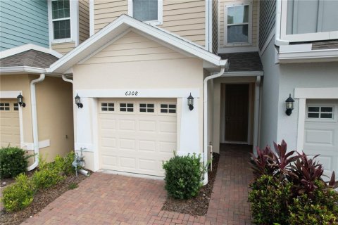 Townhouse in Apollo Beach, Florida 3 bedrooms, 149.02 sq.m. № 1841819 - photo 2