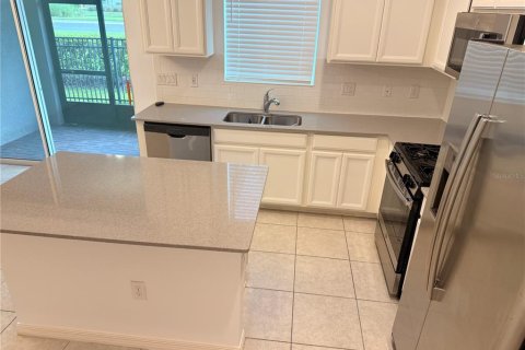 Townhouse in Apollo Beach, Florida 3 bedrooms, 149.02 sq.m. № 1841819 - photo 14