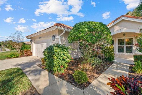 Villa ou maison à Sarasota, Floride 2 chambres, 180.14 m2 № 2229443