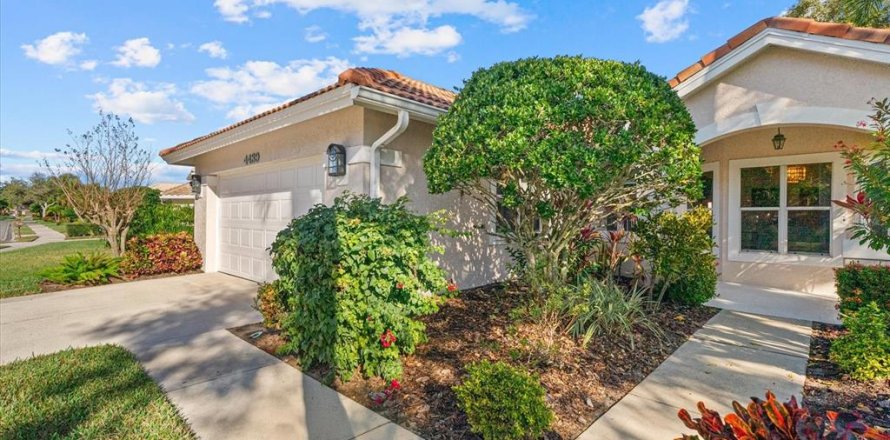 Villa ou maison à Sarasota, Floride 2 chambres, 180.14 m2 № 2229443