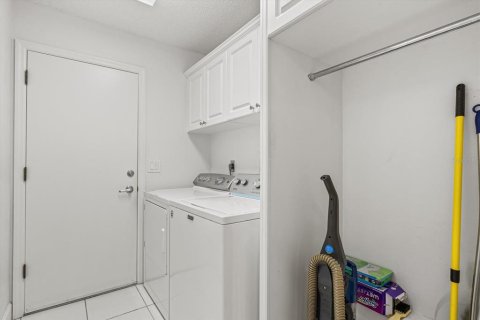 Villa ou maison à vendre à Sarasota, Floride: 2 chambres, 180.14 m2 № 2229443 - photo 24
