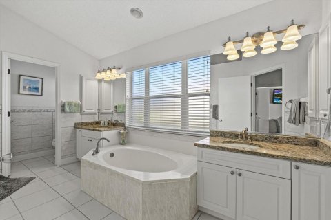 Villa ou maison à vendre à Sarasota, Floride: 2 chambres, 180.14 m2 № 2229443 - photo 21