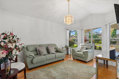 Villa ou maison à vendre à Sarasota, Floride: 2 chambres, 180.14 m2 № 2229443 - photo 15
