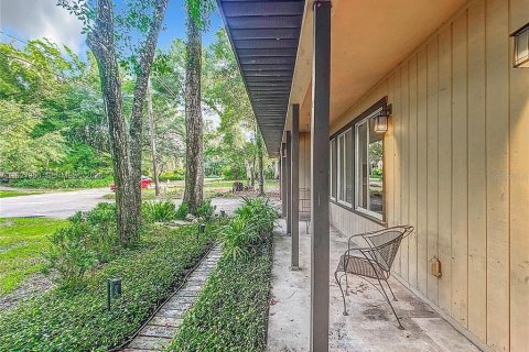 Villa ou maison à vendre à Gainesville, Floride: 3 chambres, 127.83 m2 № 2092022 - photo 13
