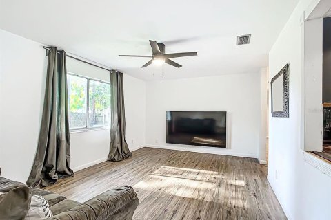Villa ou maison à vendre à Gainesville, Floride: 3 chambres, 127.83 m2 № 2092022 - photo 6