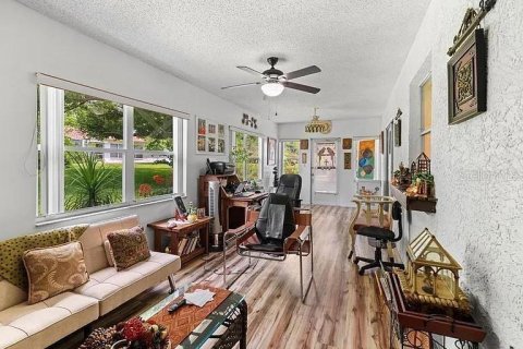 Villa ou maison à louer à Port Richey, Floride: 2 chambres, 133.78 m2 № 2404716 - photo 12