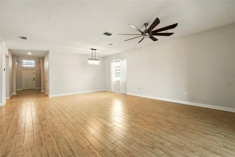 Villa ou maison à vendre à Davenport, Floride: 4 chambres, 188.31 m2 № 1602916 - photo 3