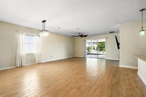 Villa ou maison à vendre à Davenport, Floride: 4 chambres, 188.31 m2 № 1602916 - photo 22