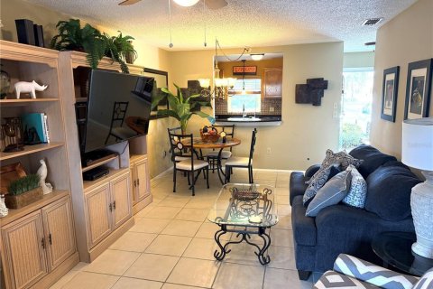 Copropriété à vendre à Bradenton, Floride: 1 chambre, 76.18 m2 № 1775677 - photo 9
