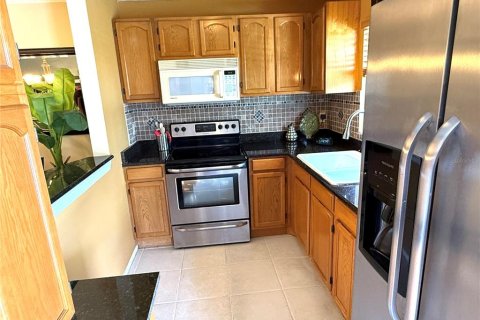 Copropriété à vendre à Bradenton, Floride: 1 chambre, 76.18 m2 № 1775677 - photo 12