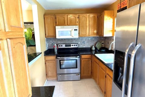 Copropriété à vendre à Bradenton, Floride: 1 chambre, 76.18 m2 № 1775677 - photo 14