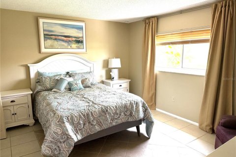 Copropriété à vendre à Bradenton, Floride: 1 chambre, 76.18 m2 № 1775677 - photo 17