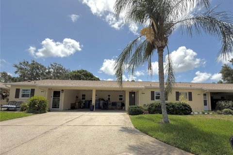 Copropriété à vendre à Bradenton, Floride: 1 chambre, 76.18 m2 № 1775677 - photo 2