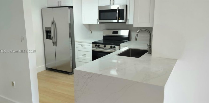 Condo à Lauderhill, Floride, 2 chambres  № 1775155
