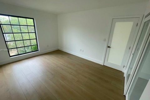 Copropriété à vendre à Lauderhill, Floride: 2 chambres, 100.8 m2 № 1775155 - photo 11