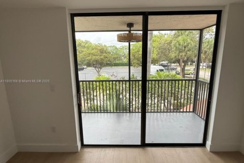 Copropriété à vendre à Lauderhill, Floride: 2 chambres, 100.8 m2 № 1775155 - photo 5