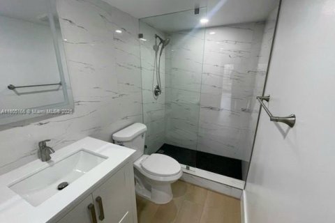 Copropriété à vendre à Lauderhill, Floride: 2 chambres, 100.8 m2 № 1775155 - photo 14