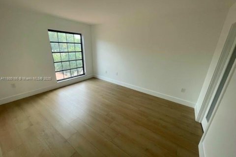 Copropriété à vendre à Lauderhill, Floride: 2 chambres, 100.8 m2 № 1775155 - photo 6
