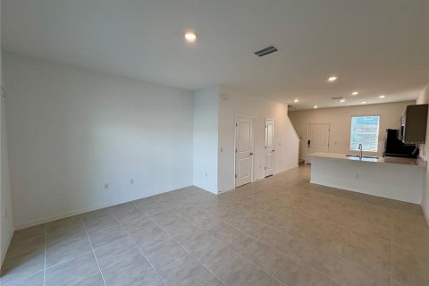 Adosado en alquiler en Sarasota, Florida, 2 dormitorios, 111.48 m2 № 1835773 - foto 10