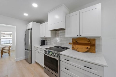 Casa en venta en Holmes Beach, Florida, 3 dormitorios, 150.59 m2 № 1602508 - foto 15