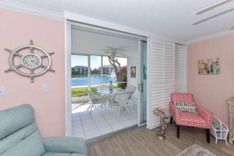Condo in Jupiter, Florida, 1 bedroom  № 2168939 - photo 6