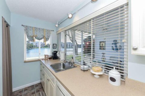 Condo in Jupiter, Florida, 1 bedroom  № 2168939 - photo 14