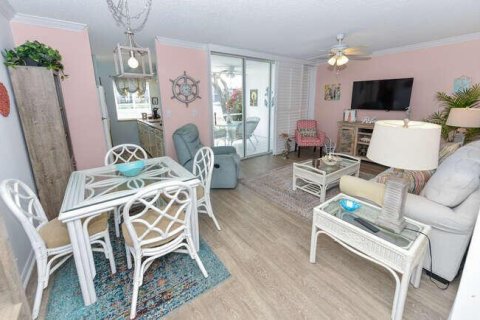 Condo in Jupiter, Florida, 1 bedroom  № 2168939 - photo 8
